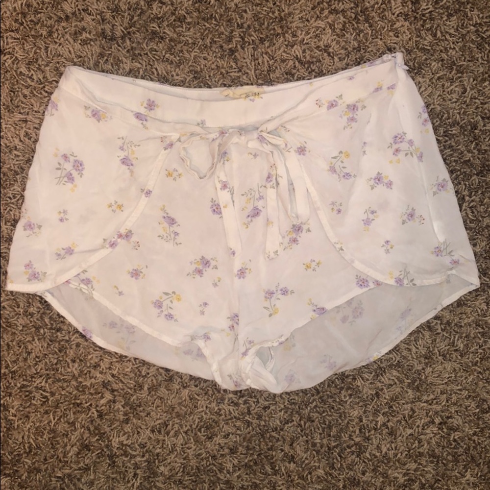 Floral Tie Shorts from Pacsun